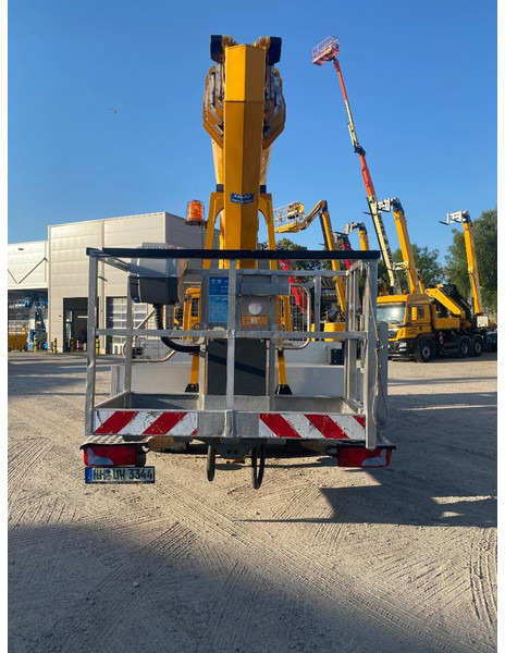 Ruthmann T 330 - Camion avec nacelle: photos 3 Ruthmann T 330 - Camion avec nacelle: photos 3