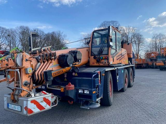 Terex Demag AC 40-1 - Grue tout-terrain: photos 3 Terex Demag AC 40-1 - Grue tout-terrain: photos 3
