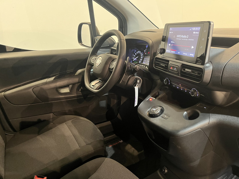 Fiat Doblò 1.5D 130pk L1 Automaat / Euro 6 / Airco / Cruise Control / CarPlay / Camera / 3-Zits / 13.300 KM !! - Fourgonnette: photos 3 Fiat Doblò 1.5D 130pk L1 Automaat / Euro 6 / Airco / Cruise Control / CarPlay / Camera / 3-Zits / 13.300 KM !! - Fourgonnette: photos 3
