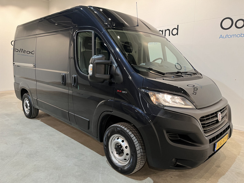 Fourgonnette Fiat Ducato 2.3 MultiJet L2H2 120 PK / Euro 6 / Airco / Camera / Cruise Control / Trekhaak / Navigatie / 3-Zits / 72.600 KM !!: photos 15