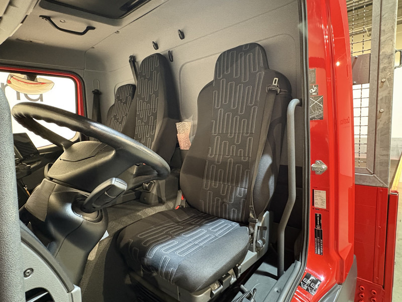 Mercedes-Benz Atego 824 BL Open Laadbak / 6 cil. Automaat / Airco / Cruise Control / 3 Zitplaatsen / 12.890 KM !! - Camion plateau: photos 5 Mercedes-Benz Atego 824 BL Open Laadbak / 6 cil. Automaat / Airco / Cruise Control / 3 Zitplaatsen / 12.890 KM !! - Camion plateau: photos 5