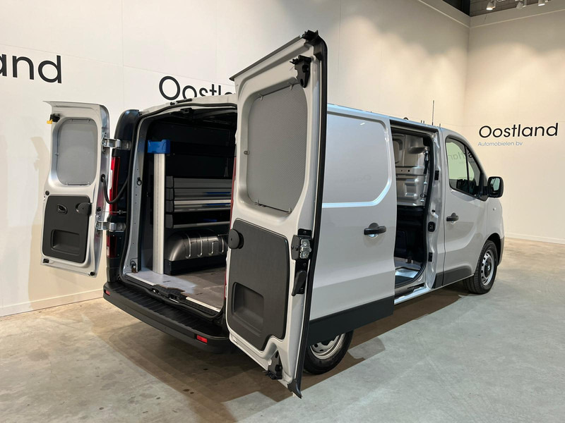 Renault Trafic 2.0 dCi L1H1 120 PK Servicebus / Sortimo Inrichting / Euro 6 / Airco / Camera / CarPlay / Cruise Control / Navigatie / 3-Zits / 27.800 KM !! / BPM VRIJ !! - Fourgonnette: photos 2 Renault Trafic 2.0 dCi L1H1 120 PK Servicebus / Sortimo Inrichting / Euro 6 / Airco / Camera / CarPlay / Cruise Control / Navigatie / 3-Zits / 27.800 KM !! / BPM VRIJ !! - Fourgonnette: photos 2