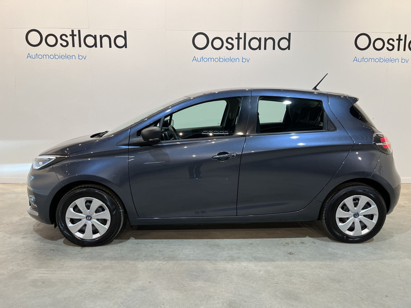 Renault ZOE R110 Life 52 kWh (Incl. Accu) / CarPlay / Airco / Cruise Control / 34.000 KM !! Prijs ex BTW € 11.530,- - Voiture à hayon: photos 2 Renault ZOE R110 Life 52 kWh (Incl. Accu) / CarPlay / Airco / Cruise Control / 34.000 KM !! Prijs ex BTW € 11.530,- - Voiture à hayon: photos 2