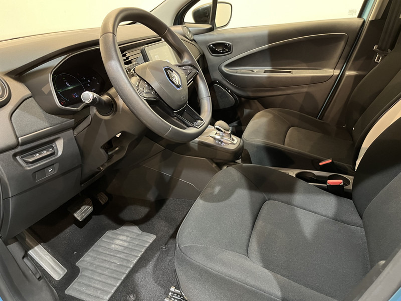 Renault ZOE R110 Life 52 kWh (Incl. Accu) / CarPlay / Airco / Cruise Control / 62.600 KM !! Prijs ex BTW € 11.500,- - Voiture à hayon: photos 4 Renault ZOE R110 Life 52 kWh (Incl. Accu) / CarPlay / Airco / Cruise Control / 62.600 KM !! Prijs ex BTW € 11.500,- - Voiture à hayon: photos 4