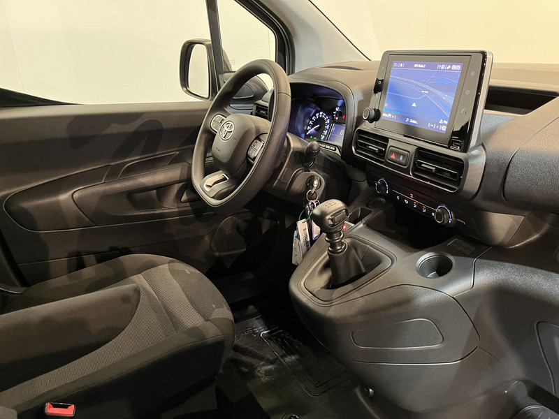 Toyota PROACE CITY 1.5 D-4D Live Long 130 PK / Euro 6 / Airco / Cruise Control / PDC / CarPlay / Navigatie / Trekhaak / - Fourgonnette: photos 3 Toyota PROACE CITY 1.5 D-4D Live Long 130 PK / Euro 6 / Airco / Cruise Control / PDC / CarPlay / Navigatie / Trekhaak / - Fourgonnette: photos 3
