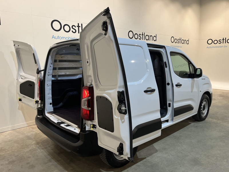 Toyota PROACE CITY Electric Live 50 kWh / 100% elektrisch !! / CCS Snellader / Airco / Cruise Control / CarPlay / Navigatie / Camera / 6.200 KM !! Z.G.A.N. / BPM VRIJ !! - Fourgonnette, Utilitaire électrique: photos 4 Toyota PROACE CITY Electric Live 50 kWh / 100% elektrisch !! / CCS Snellader / Airco / Cruise Control / CarPlay / Navigatie / Camera / 6.200 KM !! Z.G.A.N. / BPM VRIJ !! - Fourgonnette, Utilitaire électrique: photos 4