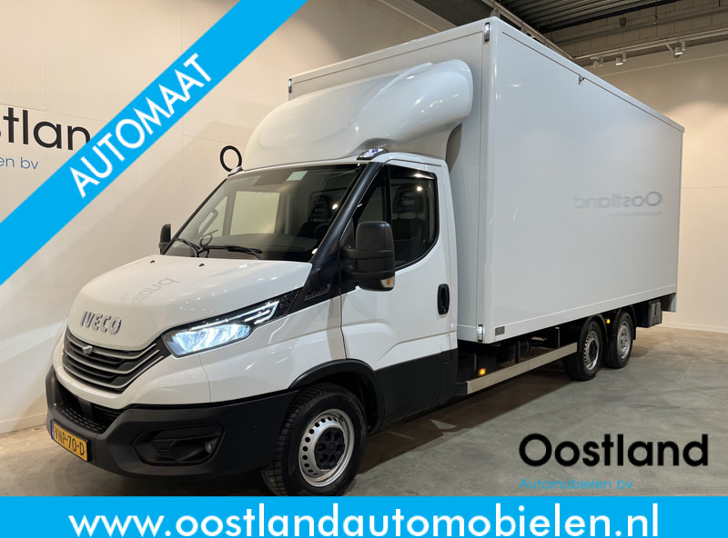 Iveco Daily 35S18 3.0 BE Clixtar Automaat Bakwagen met Laadklep / Laadvermogen 3.060 KG / Euro 6 / Luchtvering / Airco / Camera / CarPlay / Cruise Control / - Tracteur routier: photos 1 Iveco Daily 35S18 3.0 BE Clixtar Automaat Bakwagen met Laadklep / Laadvermogen 3.060 KG / Euro 6 / Luchtvering / Airco / Camera / CarPlay / Cruise Control / - Tracteur routier: photos 1