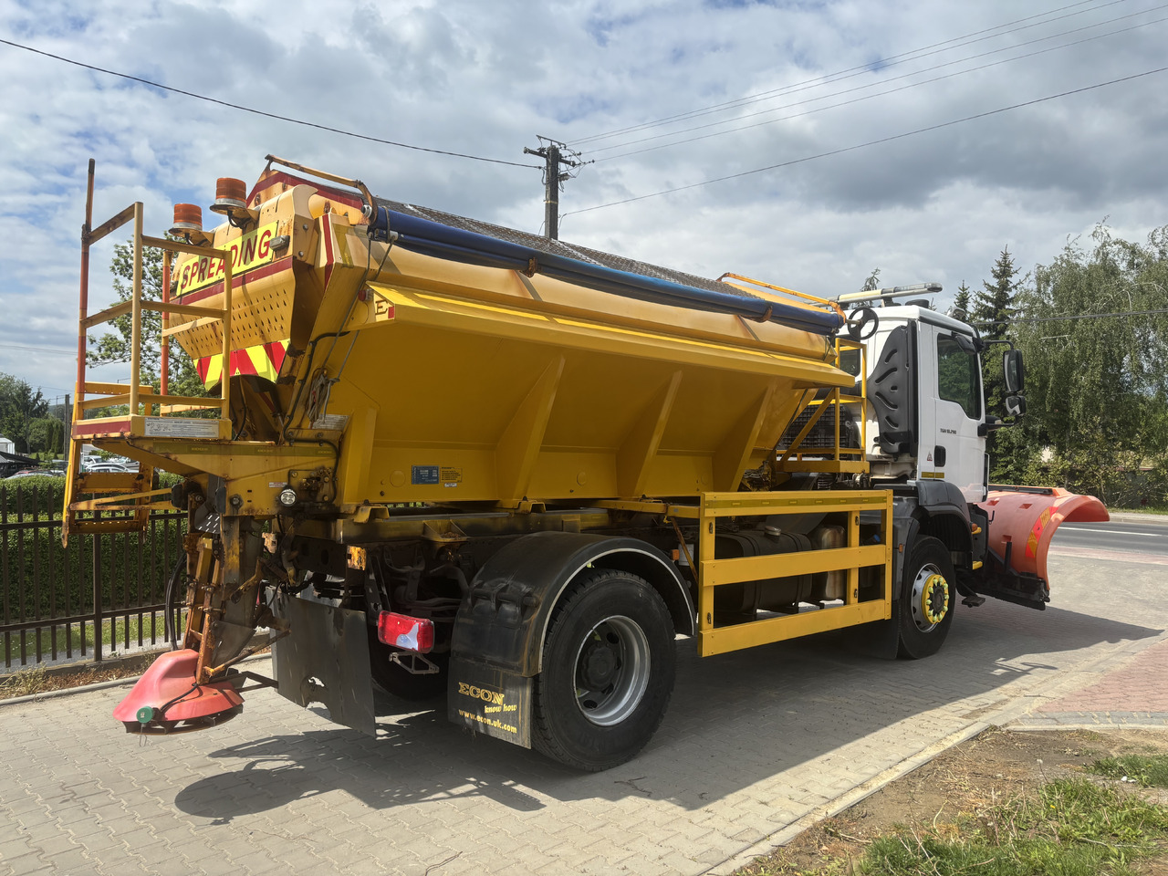 MAN TGM 18.290 4X4BB GRITTER/SPREADER PLOUGH ECON - Engin de déneigement: photos 4 MAN TGM 18.290 4X4BB GRITTER/SPREADER PLOUGH ECON - Engin de déneigement: photos 4