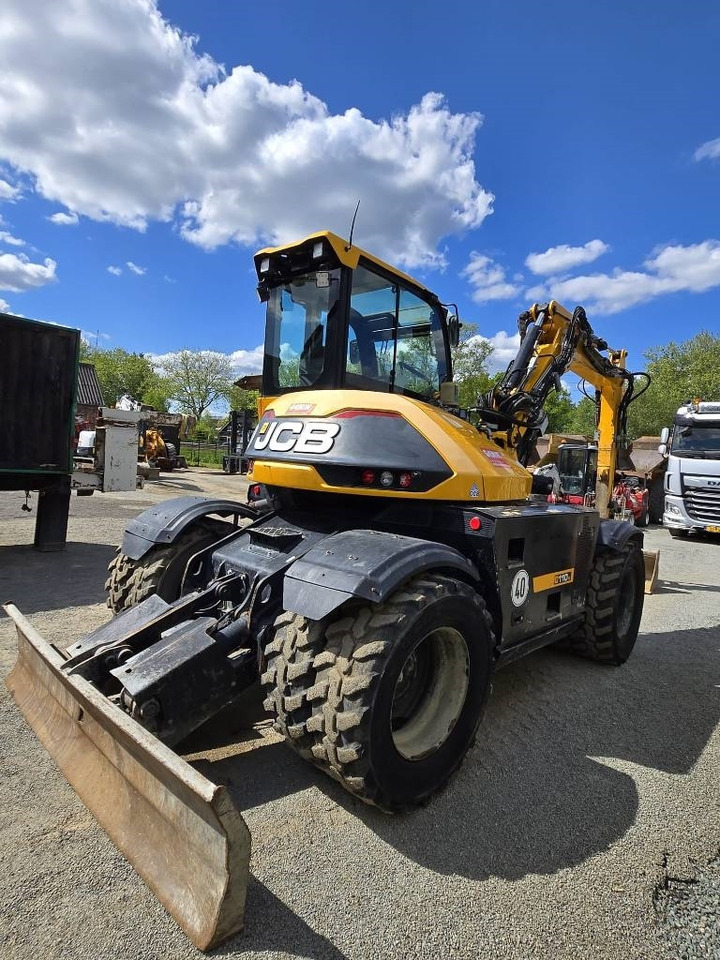JCB 110 W Hydradig - Pelle sur pneus: photos 4 JCB 110 W Hydradig - Pelle sur pneus: photos 4