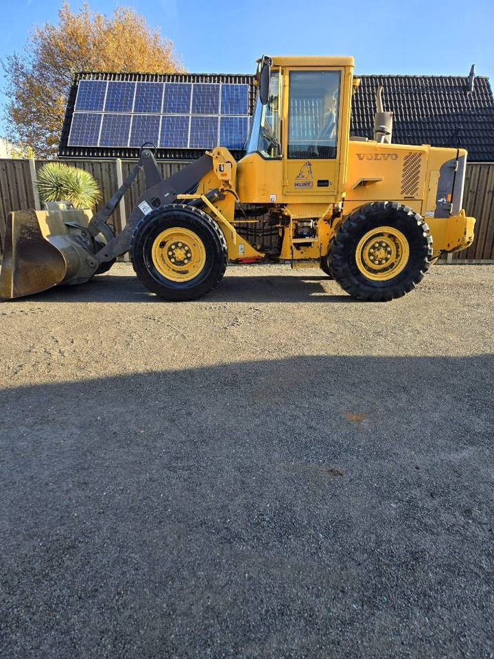 Volvo L 50 E - Chargeuse sur pneus: photos 1 Volvo L 50 E - Chargeuse sur pneus: photos 1