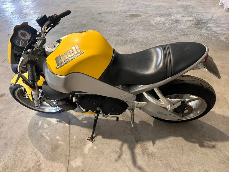 Buell XB9S Lightning - Motocyclette: photos 5 Buell XB9S Lightning - Motocyclette: photos 5