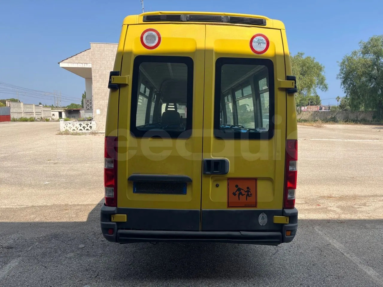 Iveco Daily - Bus scolaire: photos 5 Iveco Daily - Bus scolaire: photos 5