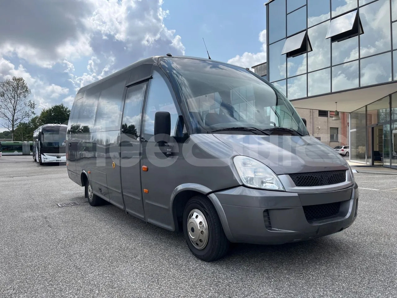 Iveco Daily - Autocar: photos 1 Iveco Daily - Autocar: photos 1