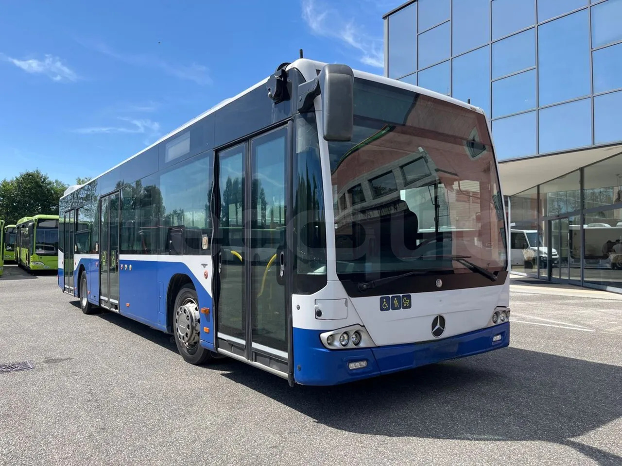 Mercedes-Benz Conecto - Bus urbain: photos 1 Mercedes-Benz Conecto - Bus urbain: photos 1