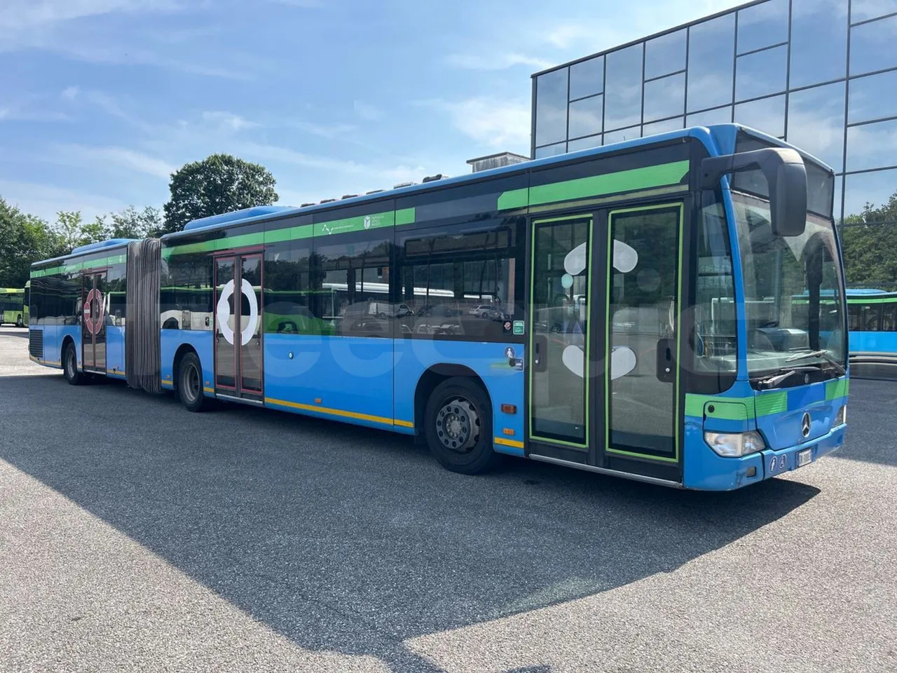 Mercedes-Benz Evobus - Bus urbain: photos 1 Mercedes-Benz Evobus - Bus urbain: photos 1