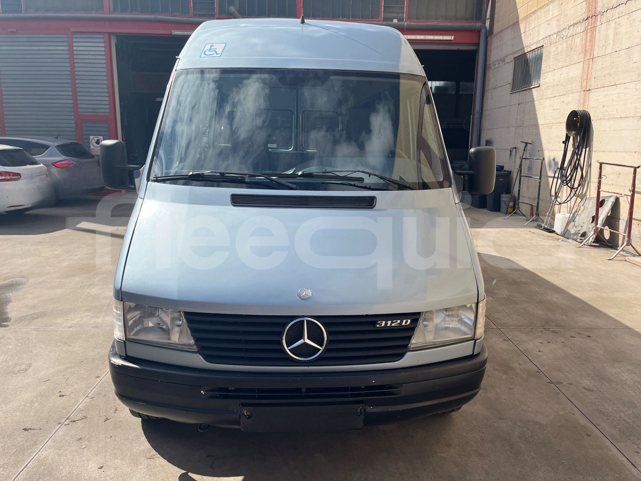 Mercedes-Benz Sprinter - Autocar: photos 2 Mercedes-Benz Sprinter - Autocar: photos 2