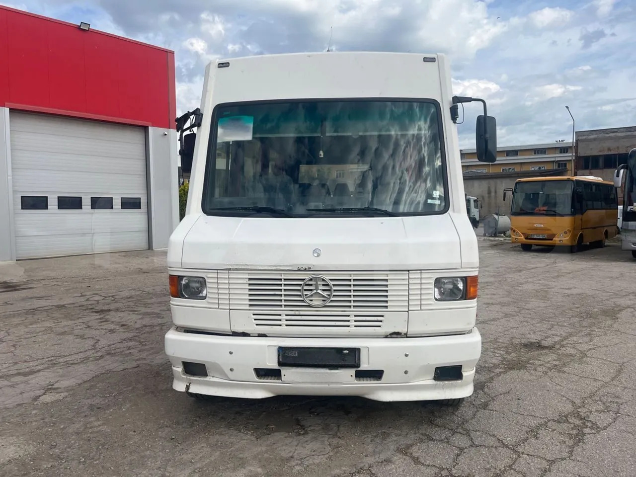Mercedes-Benz Vario - Minibus, Transport de personnes: photos 1 Mercedes-Benz Vario - Minibus, Transport de personnes: photos 1