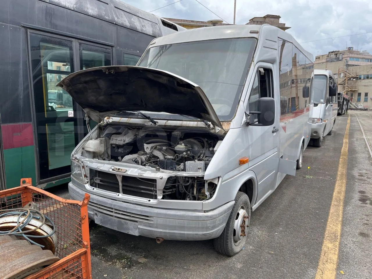N. 2 Mercedes-Benz 414T - Minibus, Transport de personnes: photos 2 N. 2 Mercedes-Benz 414T - Minibus, Transport de personnes: photos 2