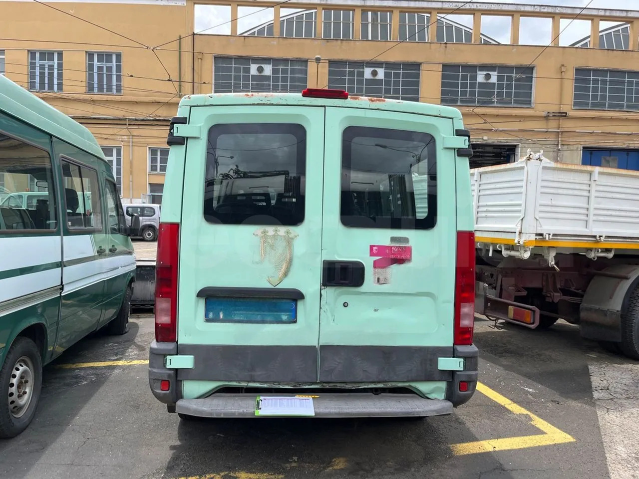 N.2Iveco Daily - Minibus, Transport de personnes: photos 4 N.2Iveco Daily - Minibus, Transport de personnes: photos 4