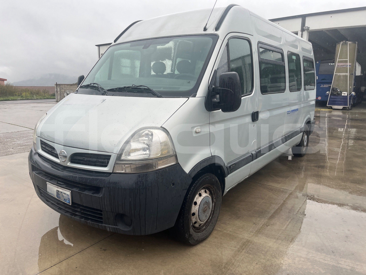 Nissan Interstar - Minibus, Transport de personnes: photos 3 Nissan Interstar - Minibus, Transport de personnes: photos 3