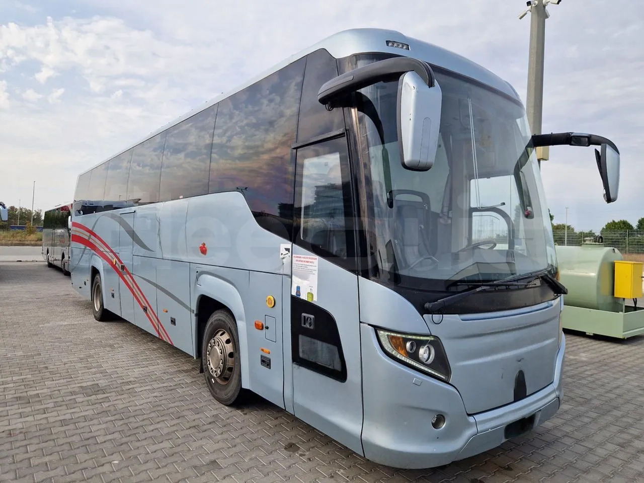Scania Touring HD - Autocar: photos 1 Scania Touring HD - Autocar: photos 1
