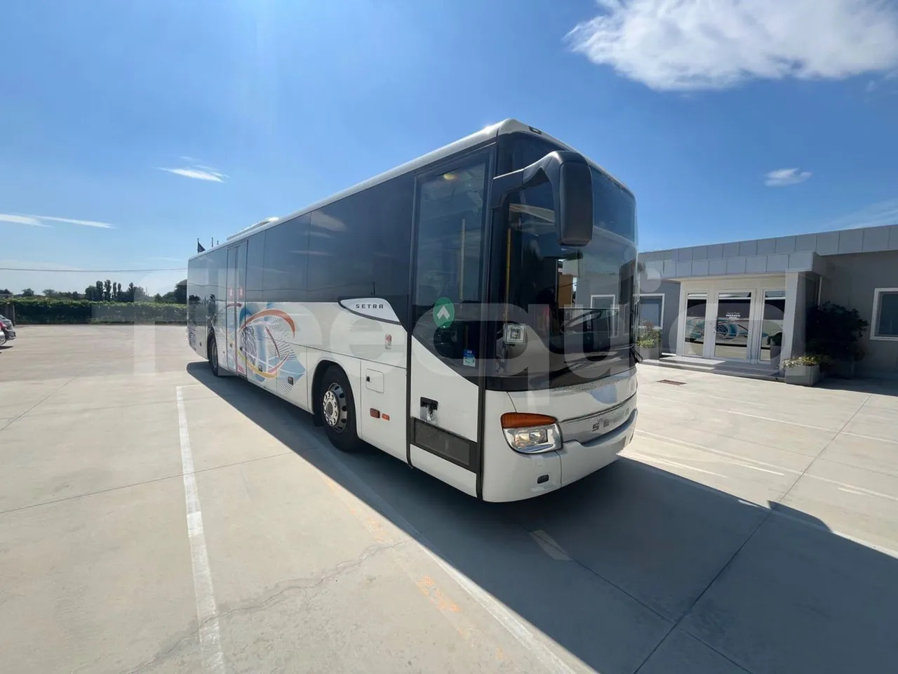 Setra S415 - Autocar: photos 1 Setra S415 - Autocar: photos 1