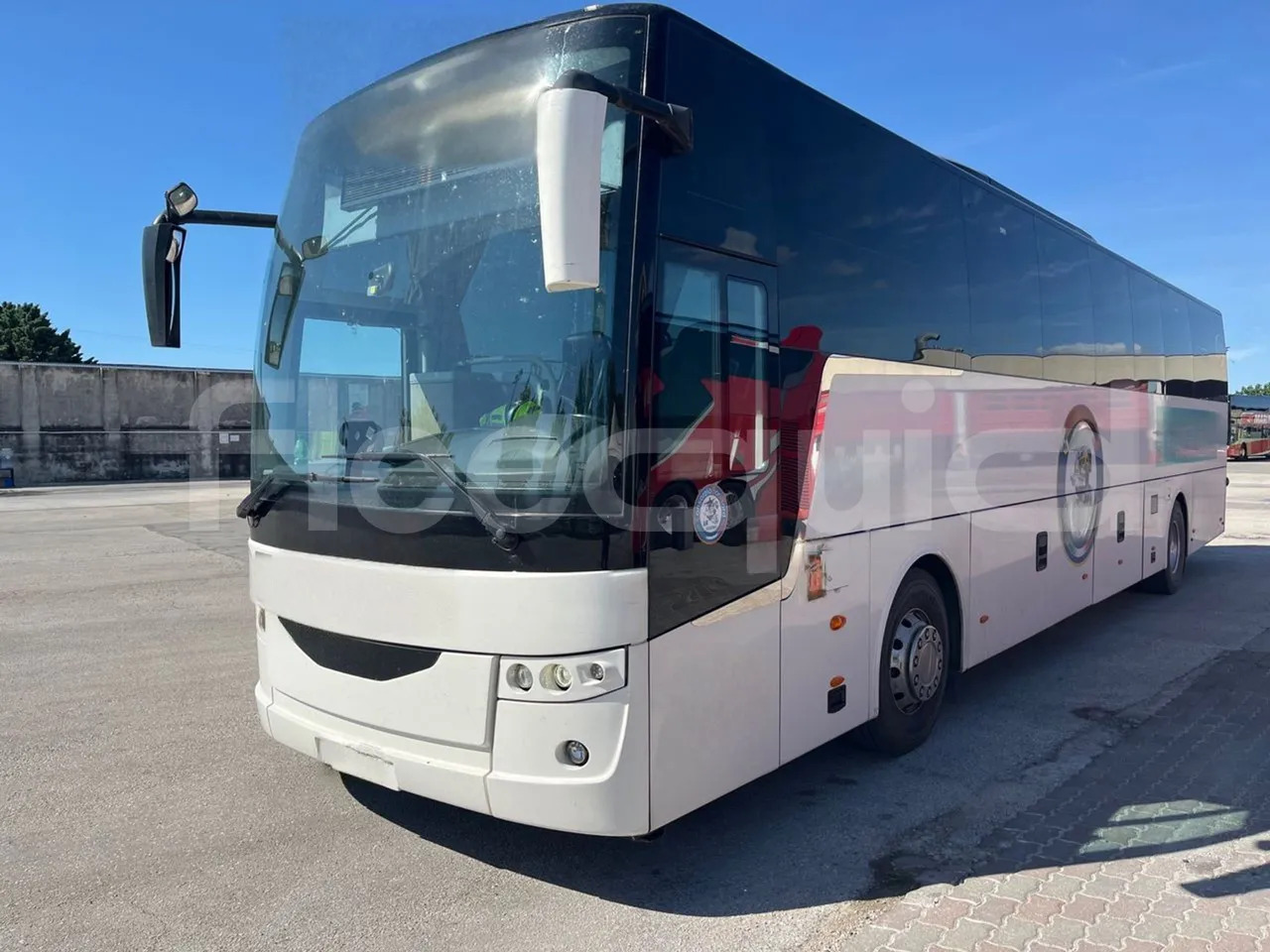 Van Hool EX16 MID - Autocar: photos 4 Van Hool EX16 MID - Autocar: photos 4