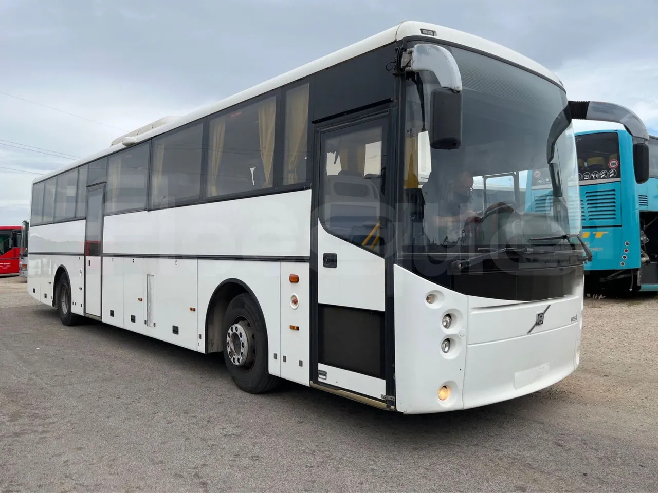 Volvo B12 - Autocar: photos 1 Volvo B12 - Autocar: photos 1