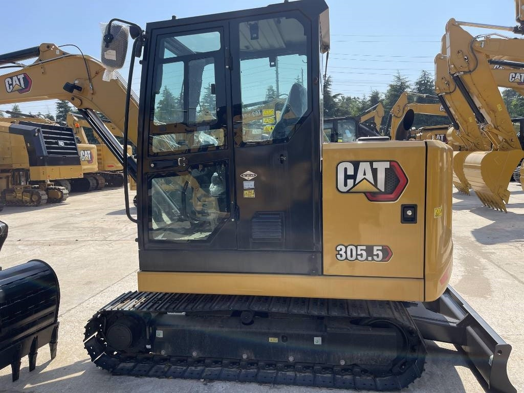 CAT 305.5 - Pelle sur chenille: photos 1 CAT 305.5 - Pelle sur chenille: photos 1