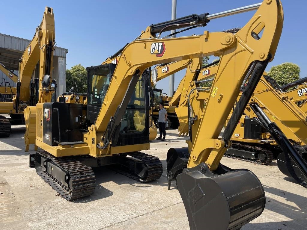 CAT 305.5 - Pelle sur chenille: photos 1 CAT 305.5 - Pelle sur chenille: photos 1