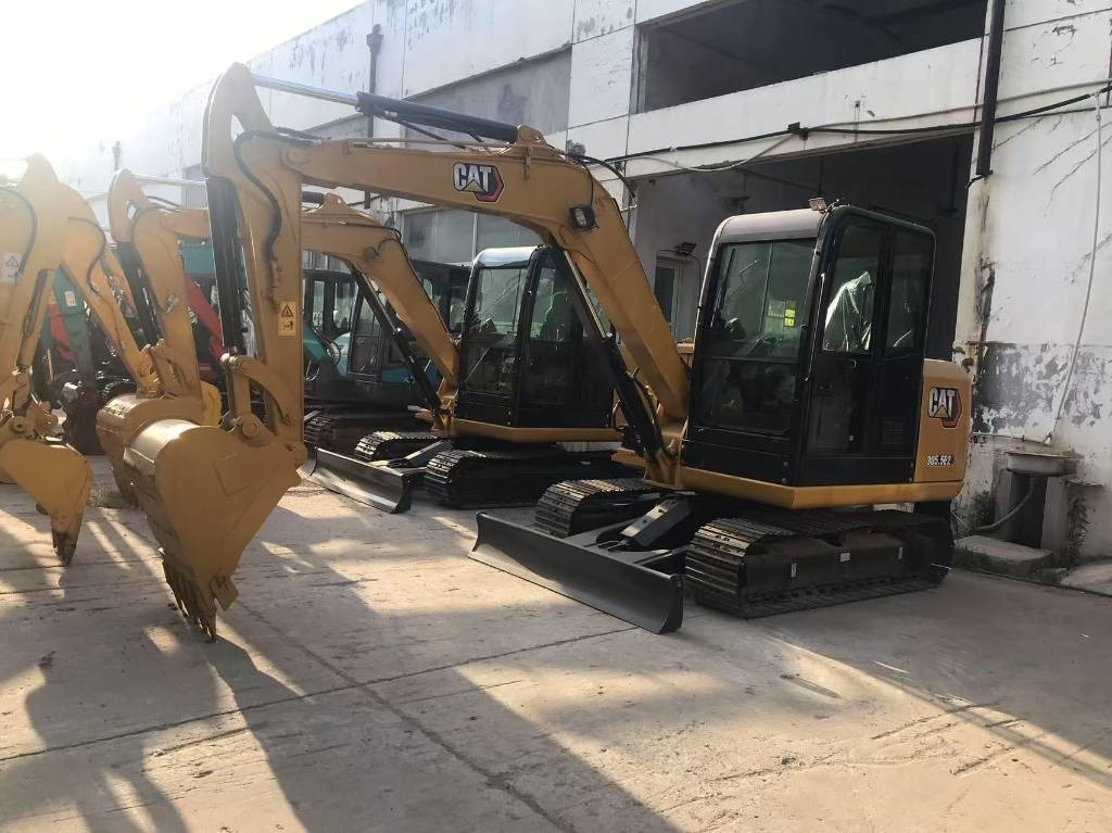 CAT 305.5E2 - Pelle sur chenille: photos 1 CAT 305.5E2 - Pelle sur chenille: photos 1