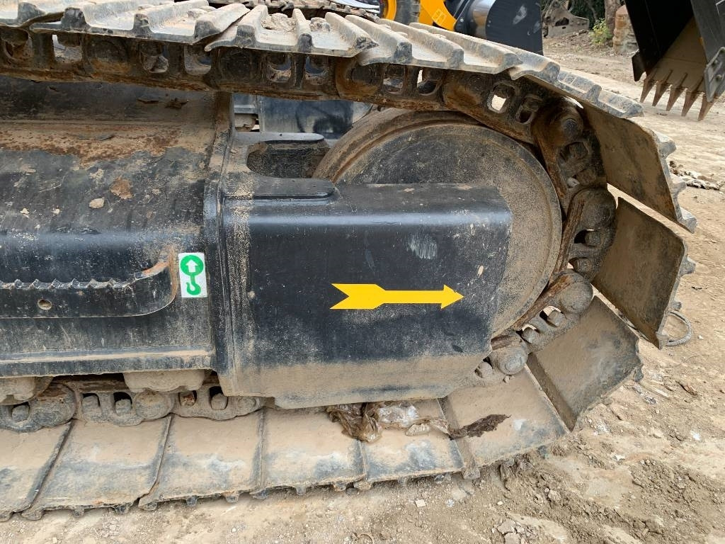 CAT 320D2 - Pelle sur chenille: photos 5 CAT 320D2 - Pelle sur chenille: photos 5