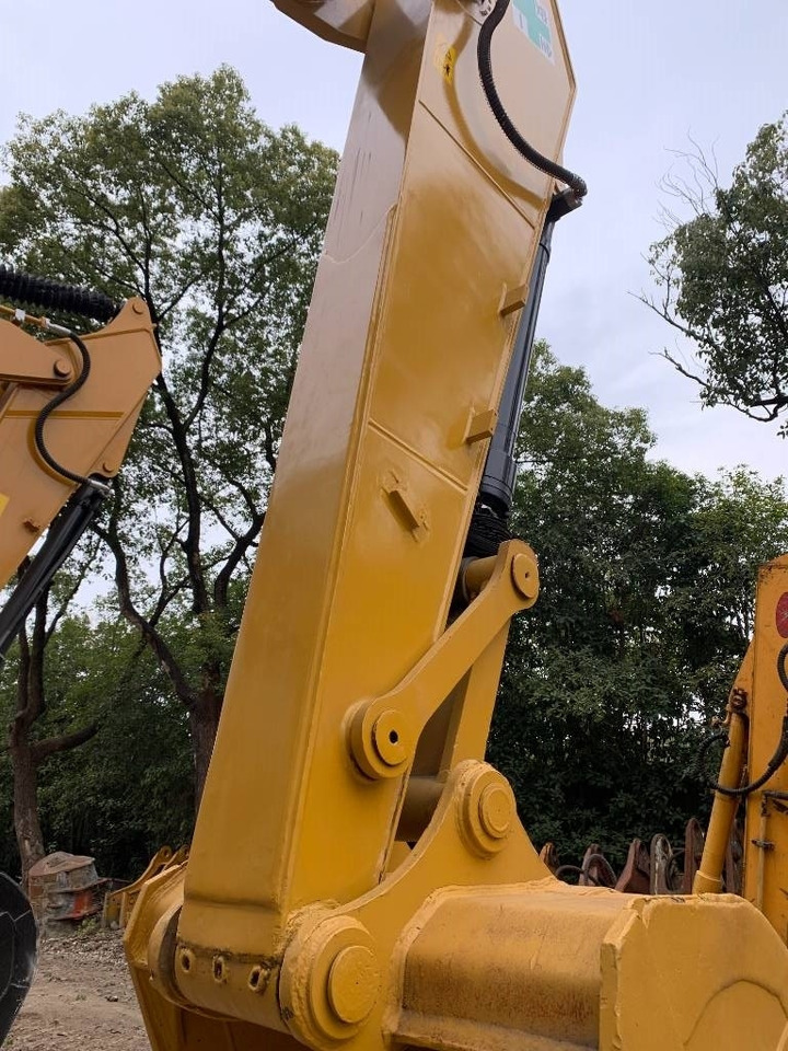 CAT 320D2 - Pelle sur chenille: photos 3 CAT 320D2 - Pelle sur chenille: photos 3