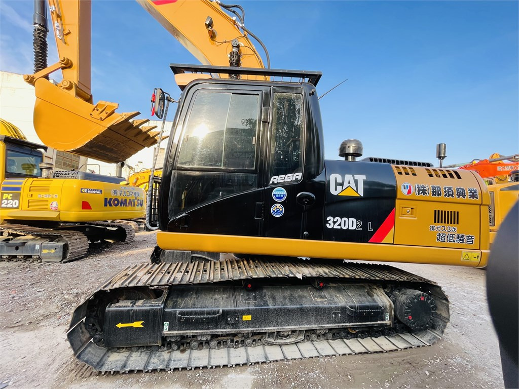 CAT 320D2 L - Pelle: photos 4 CAT 320D2 L - Pelle: photos 4