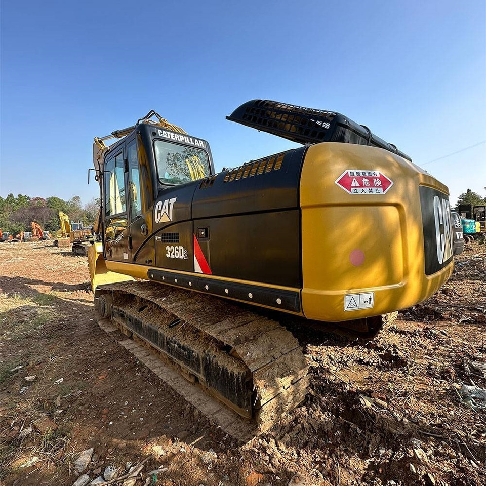 CAT 326D - Pelle sur chenille: photos 3 CAT 326D - Pelle sur chenille: photos 3