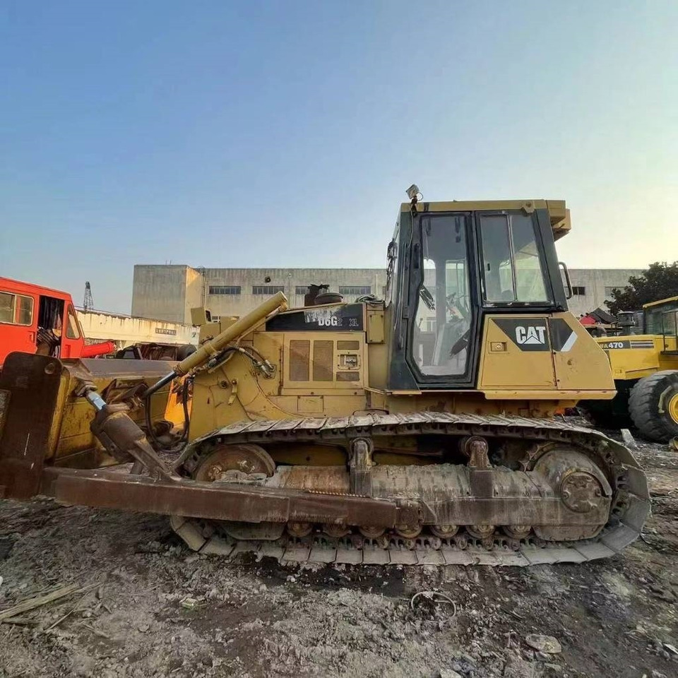 CAT D 6 G - Bulldozer: photos 1 CAT D 6 G - Bulldozer: photos 1