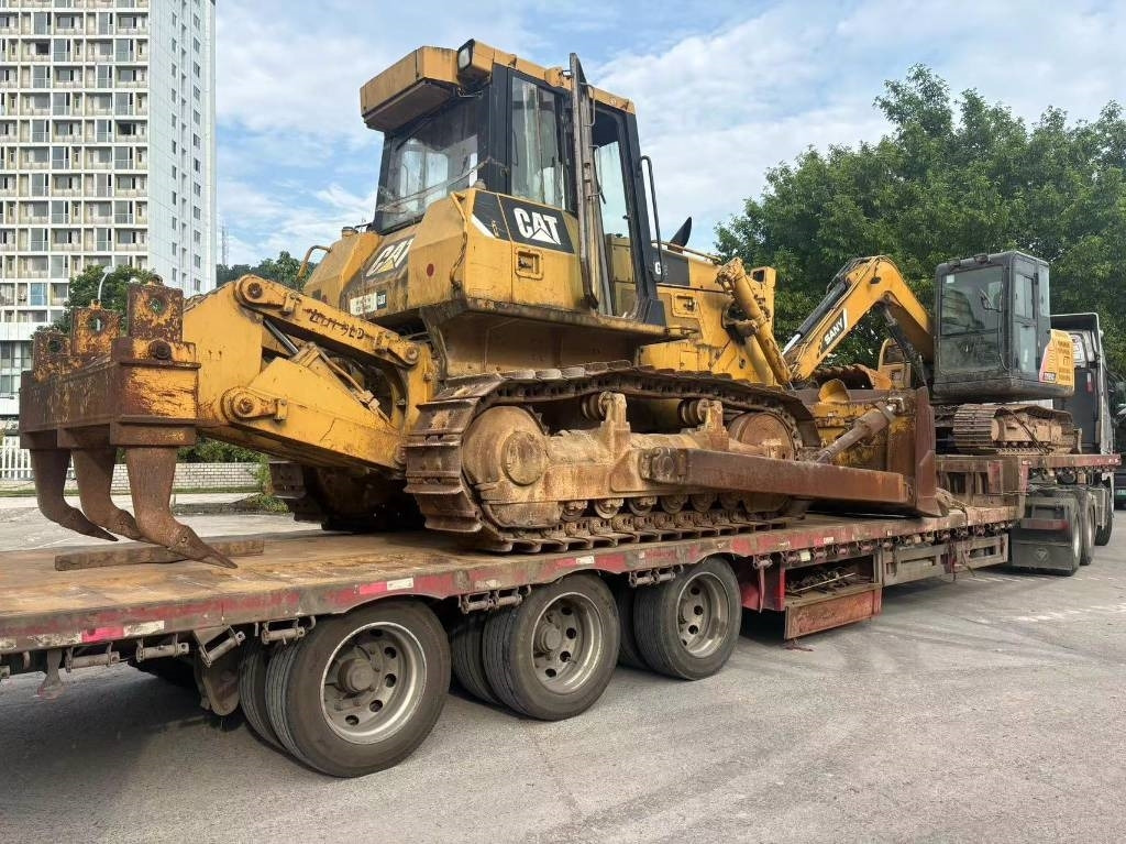 CAT D 7 G 2 - Bulldozer: photos 1 CAT D 7 G 2 - Bulldozer: photos 1