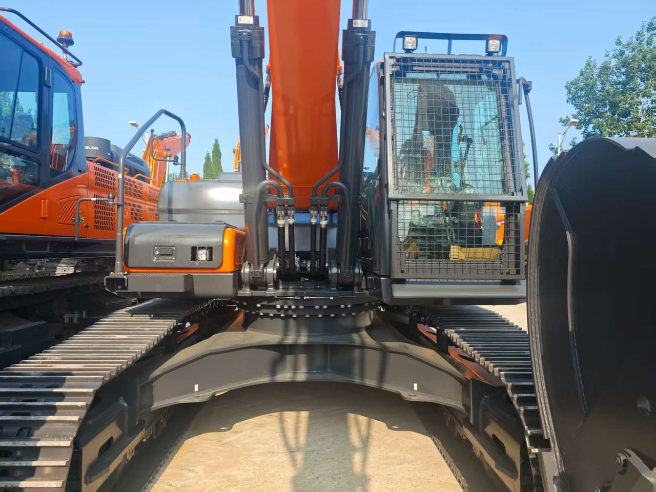 Develon DX360LCA-7M - Pelle sur chenille: photos 3 Develon DX360LCA-7M - Pelle sur chenille: photos 3