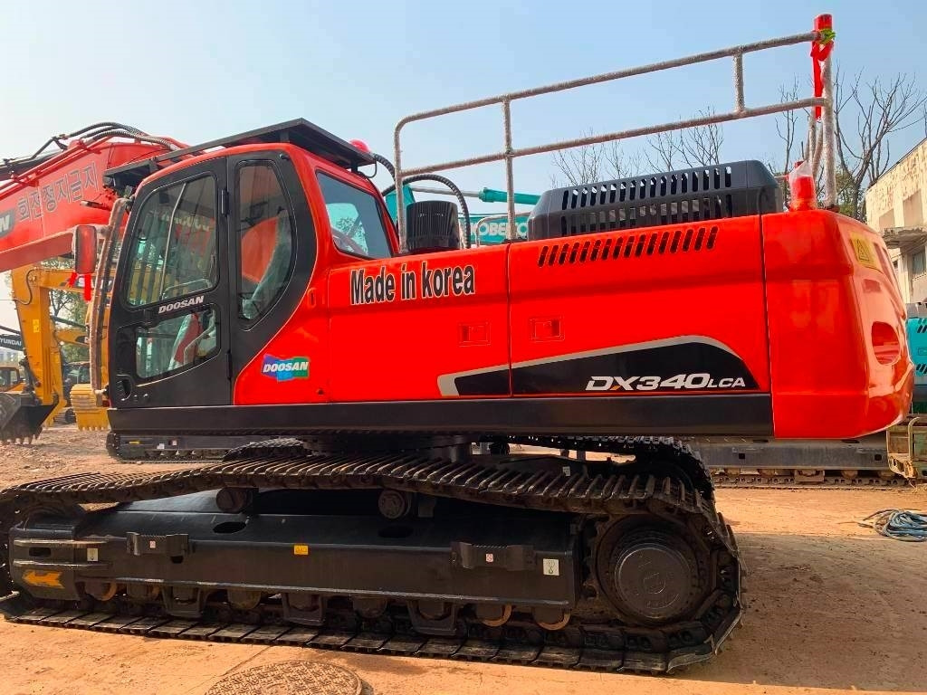 Doosan DX 340 LCA - Pelle sur chenille: photos 2 Doosan DX 340 LCA - Pelle sur chenille: photos 2
