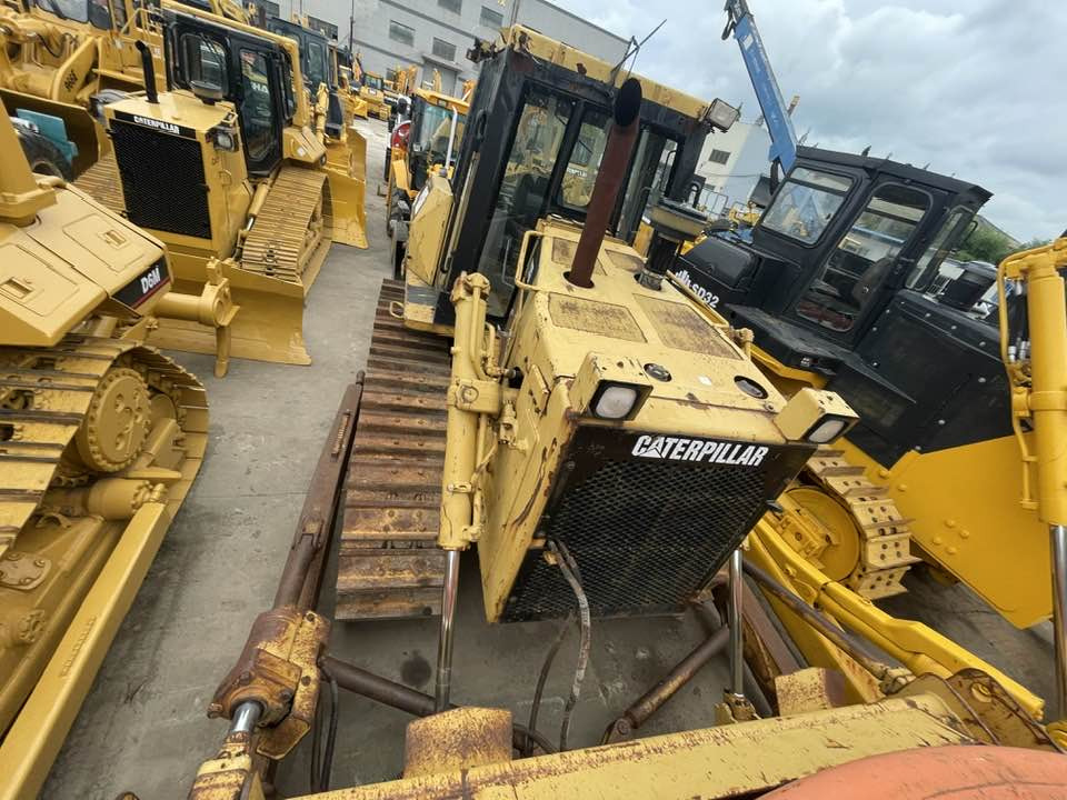 Caterpillar D7G2 LGP - Engins de chantier: photos 1 Caterpillar D7G2 LGP - Engins de chantier: photos 1