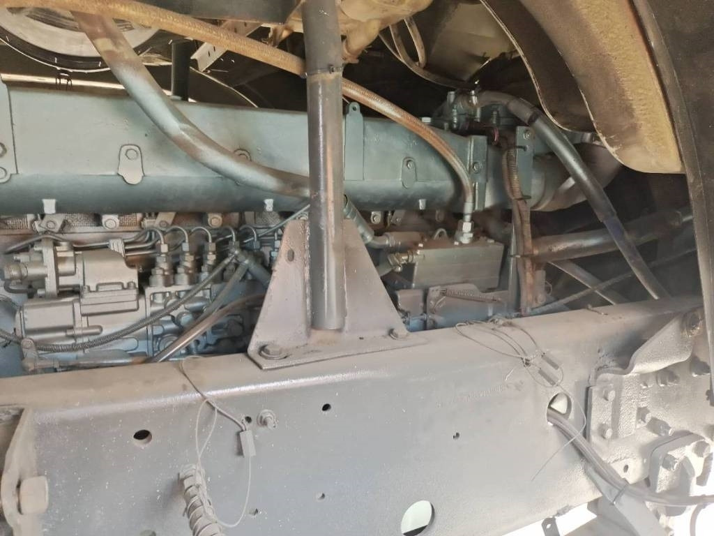 Camion benne Howo 6X4: photos 10