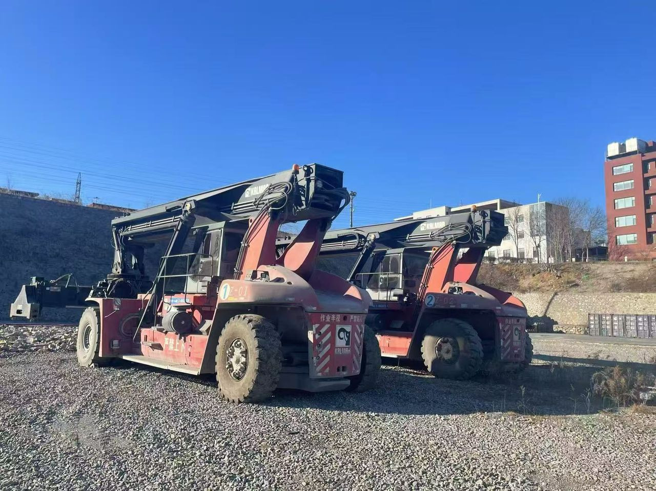 KALMAR DRT450 - Reach stacker: photos 1 KALMAR DRT450 - Reach stacker: photos 1