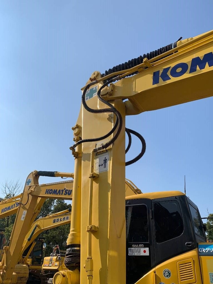 Komatsu PC 130 - Pelle sur chenille: photos 4 Komatsu PC 130 - Pelle sur chenille: photos 4