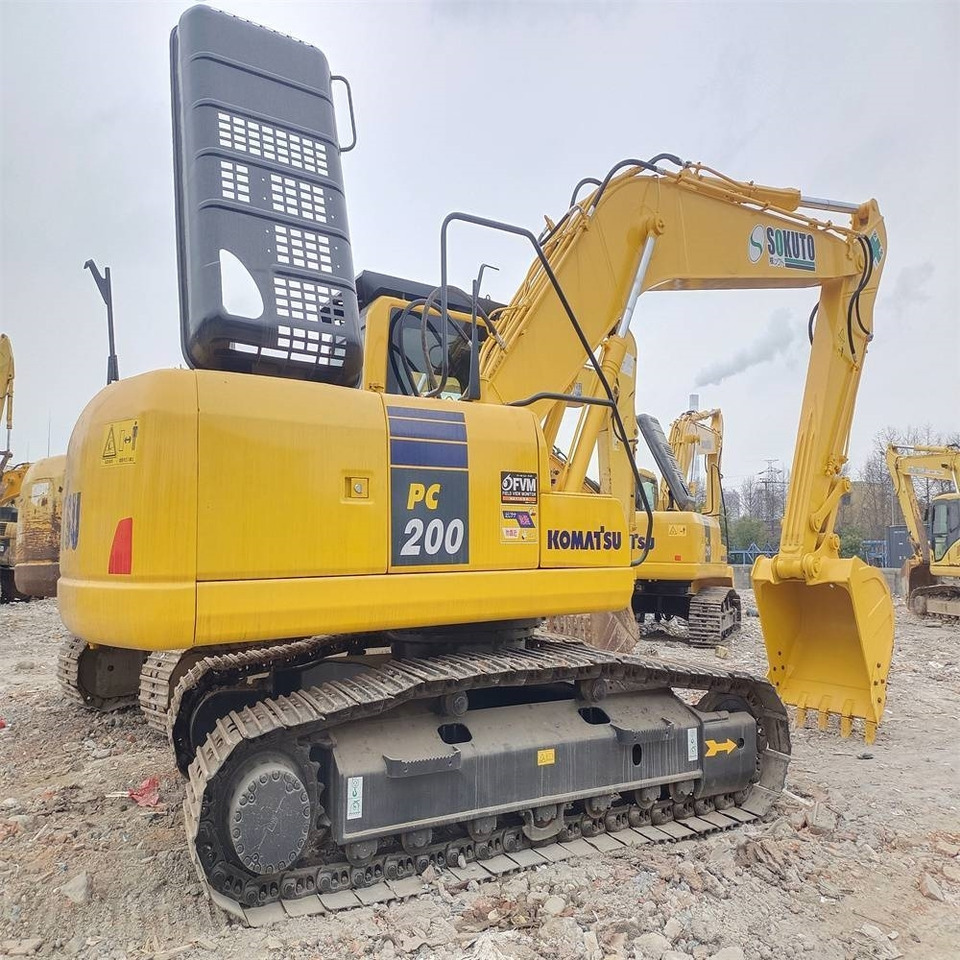 Komatsu PC 200 - Pelle sur chenille: photos 4 Komatsu PC 200 - Pelle sur chenille: photos 4