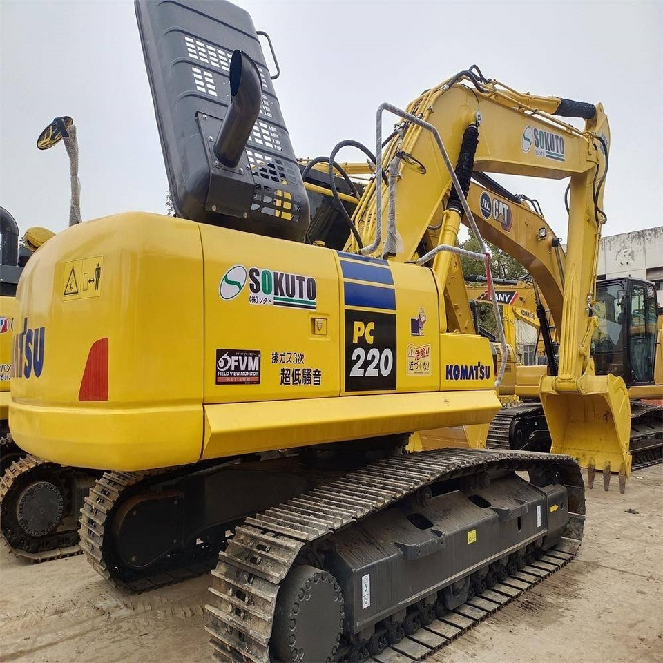 Komatsu PC 220 - Pelle sur chenille: photos 1 Komatsu PC 220 - Pelle sur chenille: photos 1