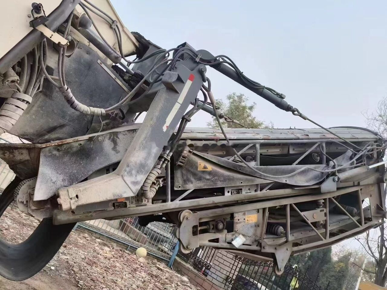 Wirtgen W2100 - Fraiseuse à froid: photos 2 Wirtgen W2100 - Fraiseuse à froid: photos 2