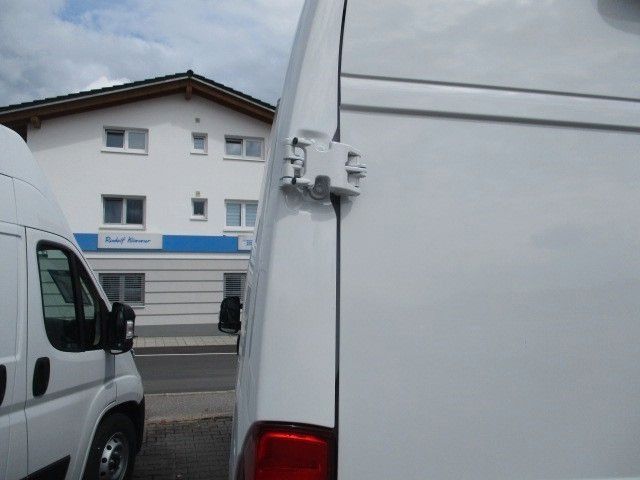 Fiat Ducato - Fourgon utilitaire: photos 4 Fiat Ducato - Fourgon utilitaire: photos 4