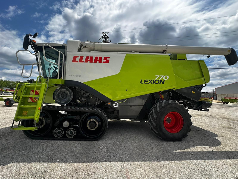 Claas Lexion 770 TT - Moissonneuse-batteuse: photos 4 Claas Lexion 770 TT - Moissonneuse-batteuse: photos 4