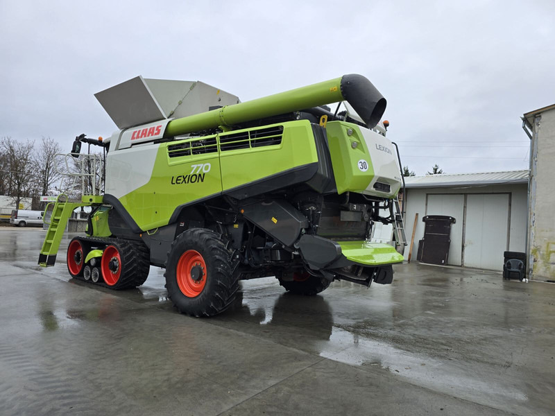 Claas Lexion 770 tt - Moissonneuse-batteuse: photos 2 Claas Lexion 770 tt - Moissonneuse-batteuse: photos 2