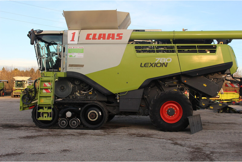 Claas lexion 780 tt - Moissonneuse-batteuse: photos 1 Claas lexion 780 tt - Moissonneuse-batteuse: photos 1